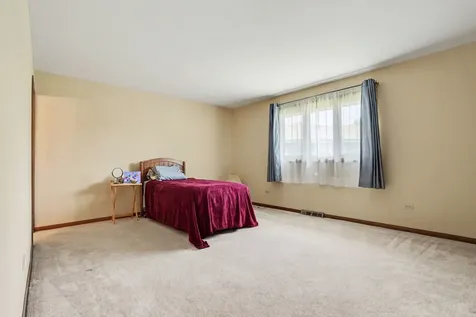 7758 Sequoia Court Orland Park IL 60462