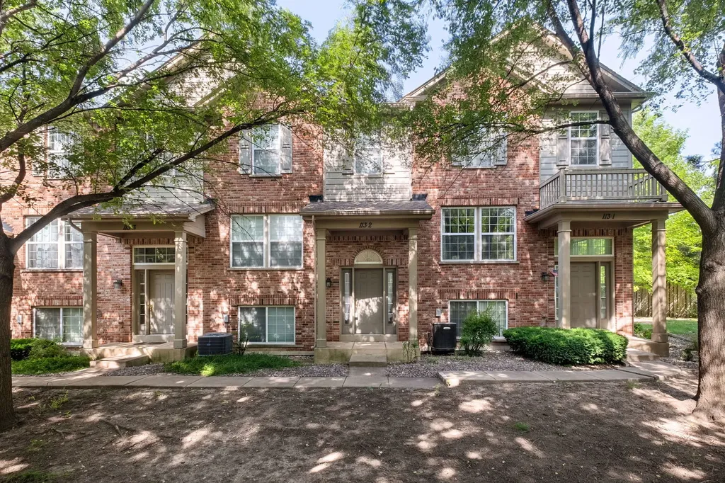 113 Blackhawk Court Wood Dale IL 60191