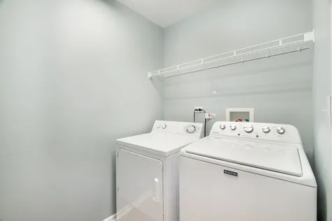 113 Blackhawk Court Wood Dale IL 60191