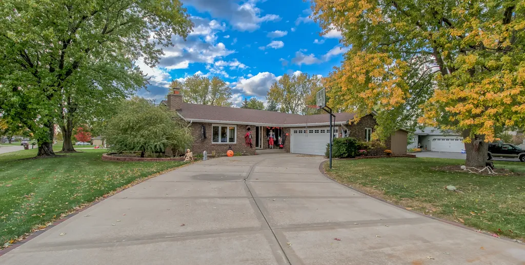 1605 South Regan Road New Lenox IL 60451