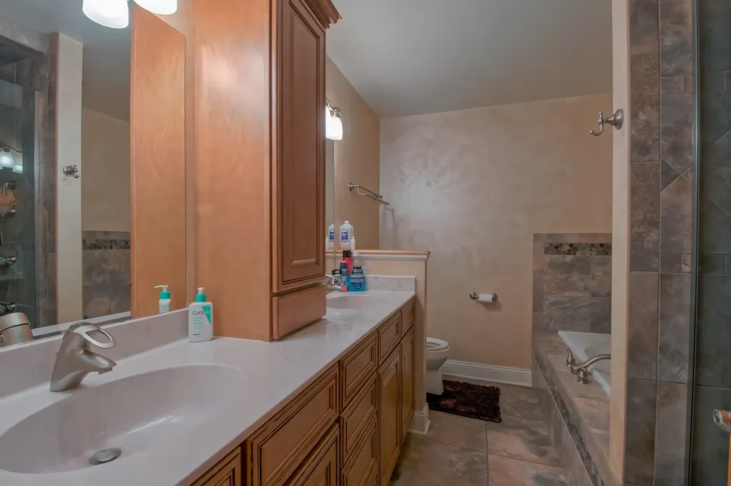 1605 South Regan Road New Lenox IL 60451