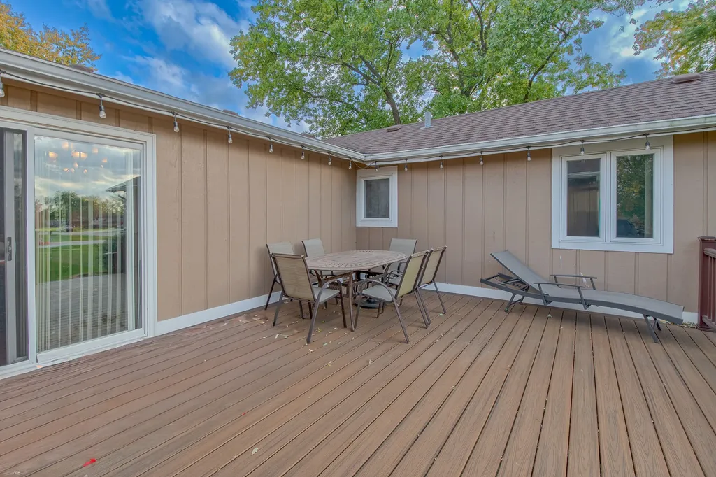1605 South Regan Road New Lenox IL 60451