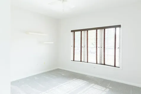 11432 Foxwoods Drive Oak Lawn IL 60453
