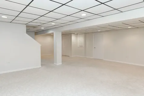 11432 Foxwoods Drive Oak Lawn IL 60453