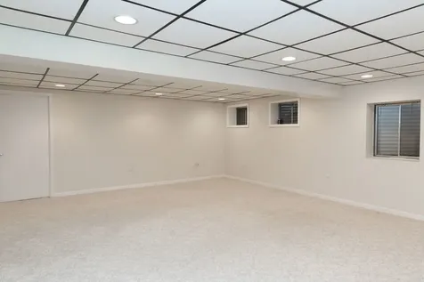 11432 Foxwoods Drive Oak Lawn IL 60453