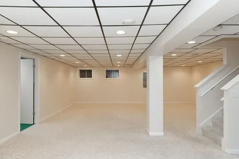 11432 Foxwoods Drive Oak Lawn IL 60453