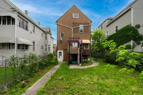 928 North Parkside Avenue Chicago IL 60651