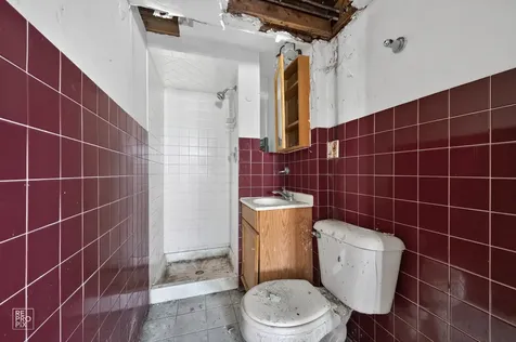 928 North Parkside Avenue Chicago IL 60651