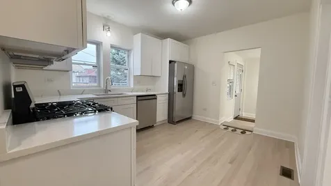 5821 West Gunnison Street Chicago IL 60630