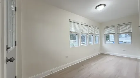 5821 West Gunnison Street Chicago IL 60630