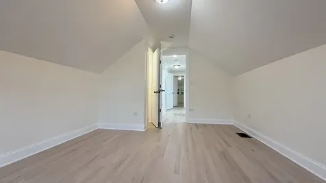 5821 West Gunnison Street Chicago IL 60630