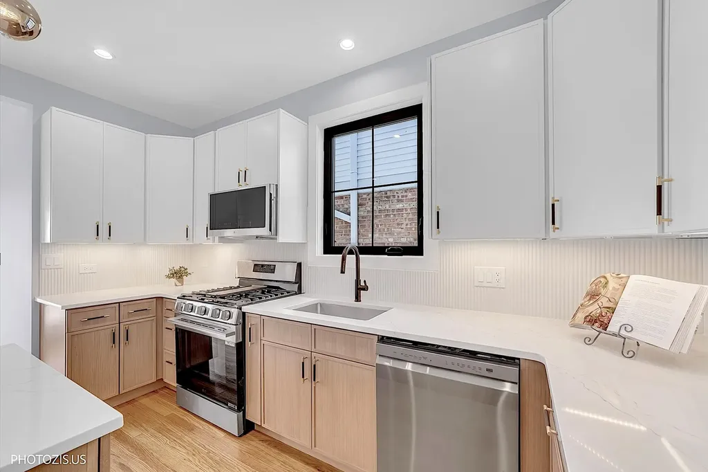 3625 North Nora Avenue Chicago IL 60634