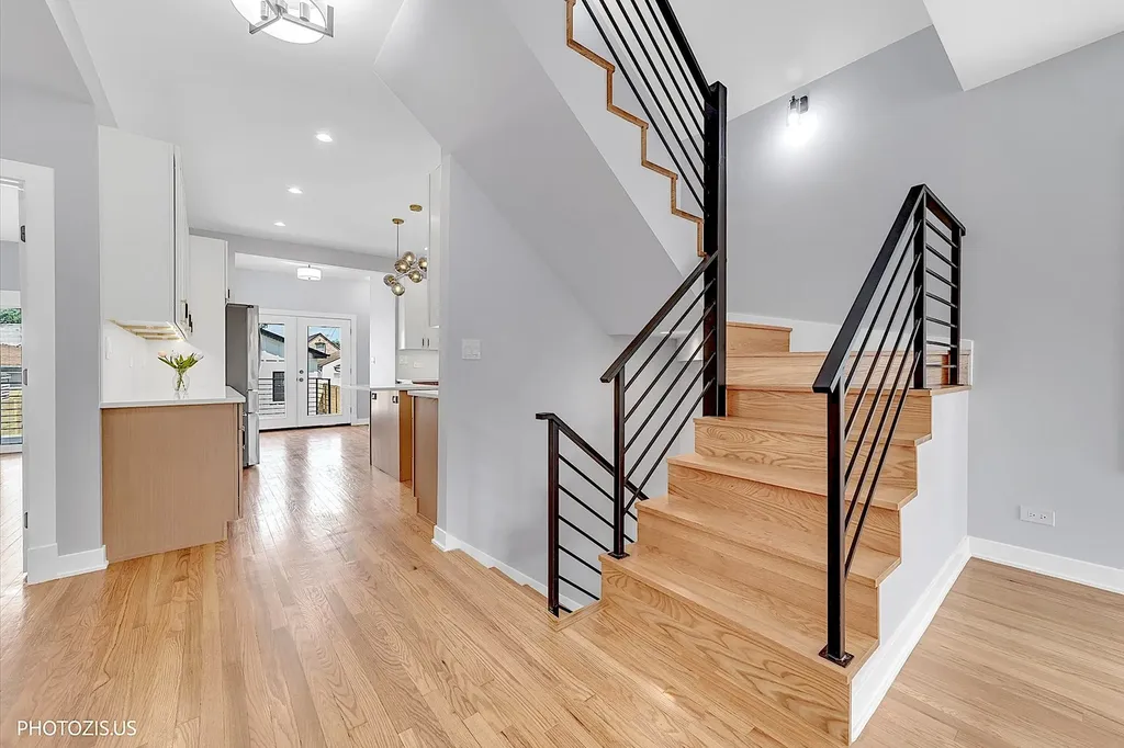 3625 North Nora Avenue Chicago IL 60634