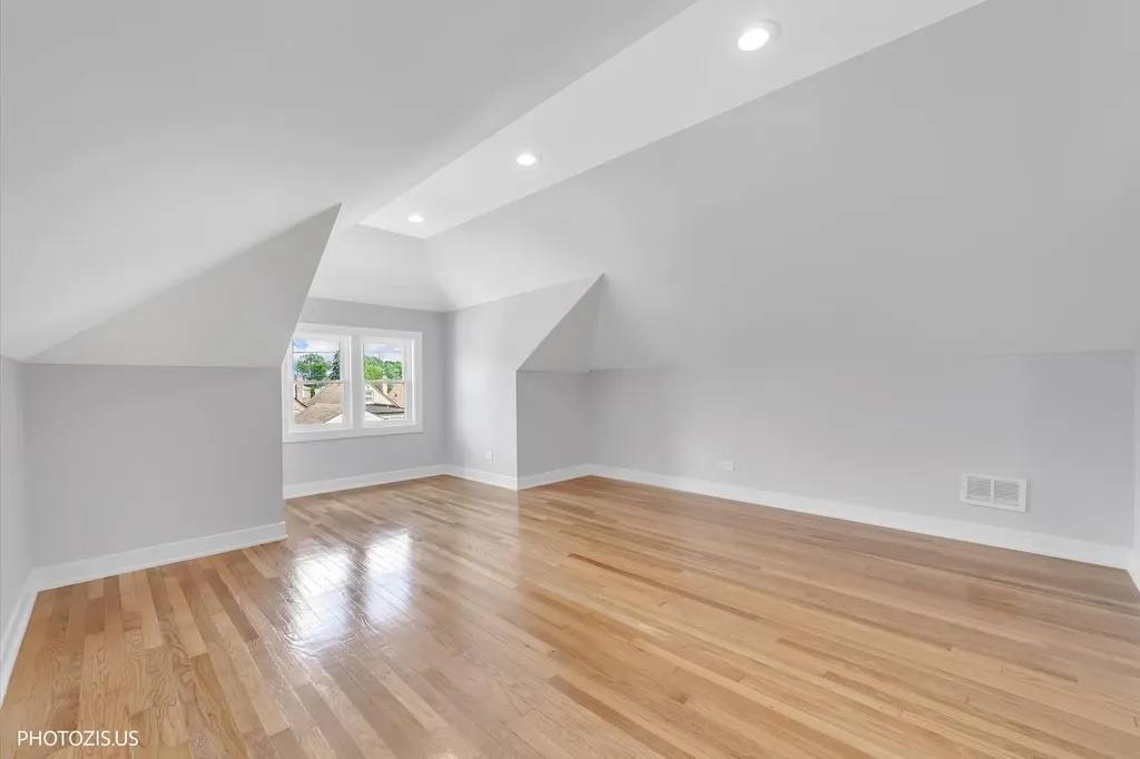 3625 North Nora Avenue Chicago IL 60634