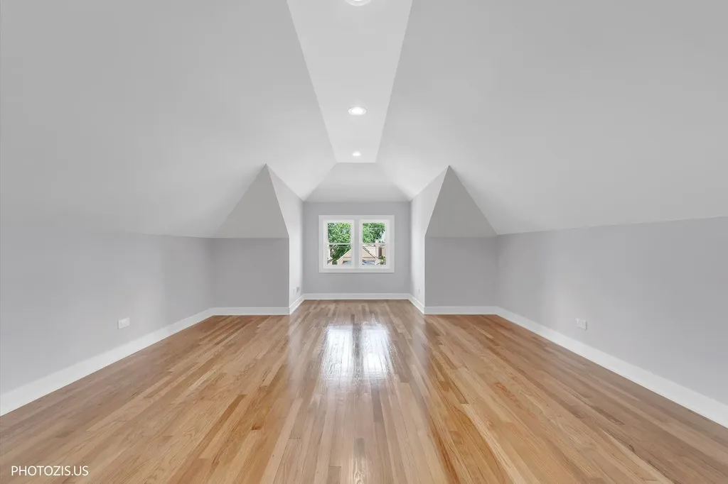 3625 North Nora Avenue Chicago IL 60634