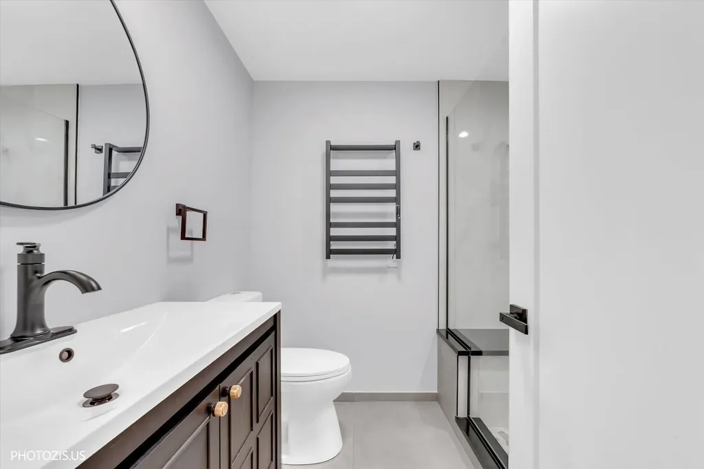 3625 North Nora Avenue Chicago IL 60634
