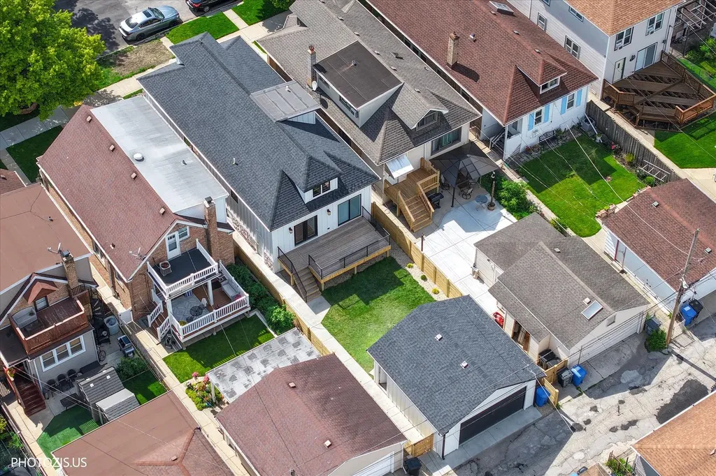 3625 North Nora Avenue Chicago IL 60634