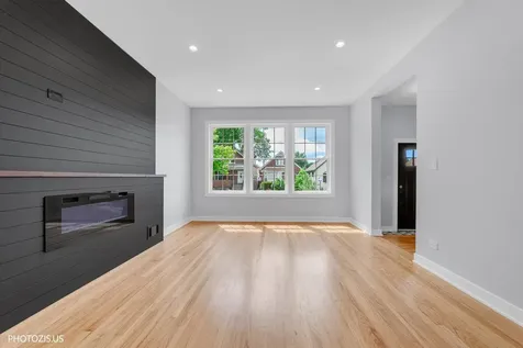 3625 North Nora Avenue Chicago IL 60634