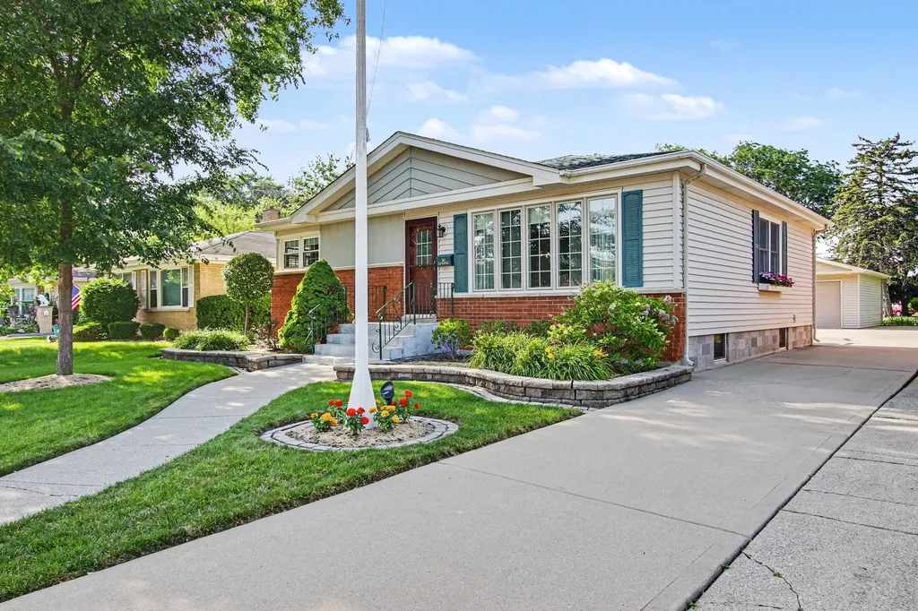 510 East 164th Place South Holland IL 60473