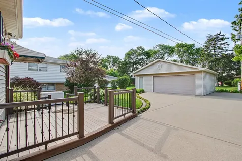 510 East 164th Place South Holland IL 60473
