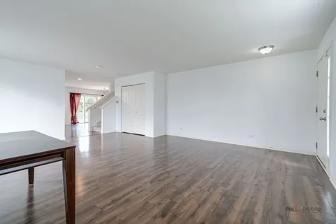 202 Minuet Circle Volo IL 60073