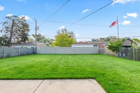10141 Alice Court Oak Lawn IL 60453