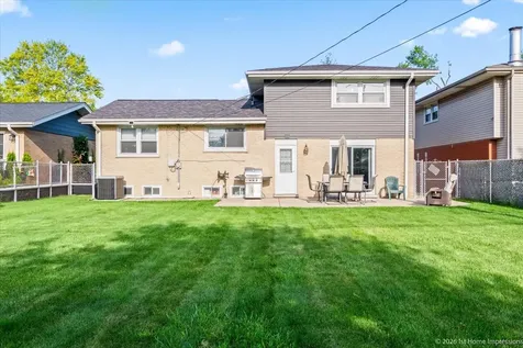 10141 Alice Court Oak Lawn IL 60453