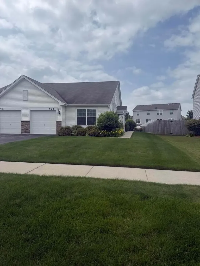 628 Florence Street Hampshire IL 60140
