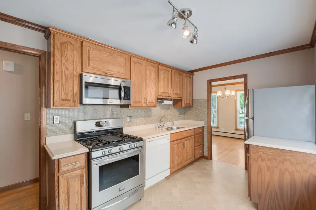 4301 North Mcvicker Avenue Chicago IL 60634