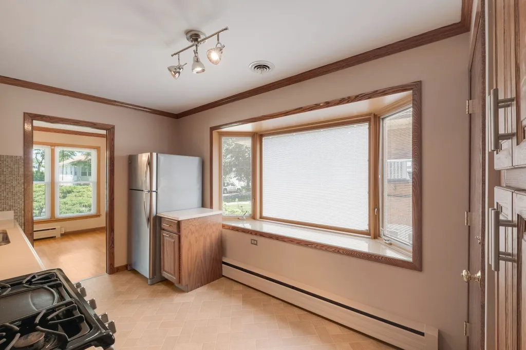 4301 North Mcvicker Avenue Chicago IL 60634