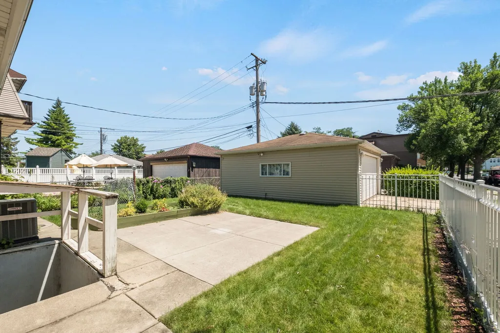 4301 North Mcvicker Avenue Chicago IL 60634