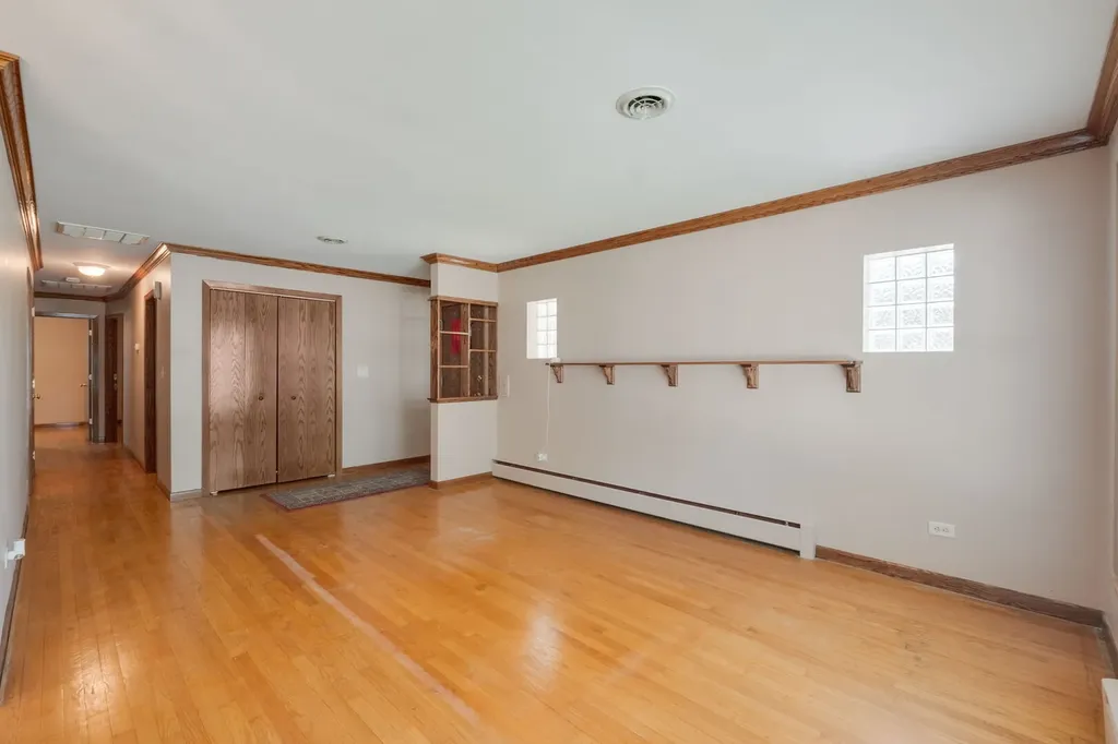 4301 North Mcvicker Avenue Chicago IL 60634