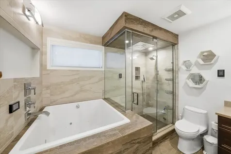344 West Scott Street Chicago IL 60610