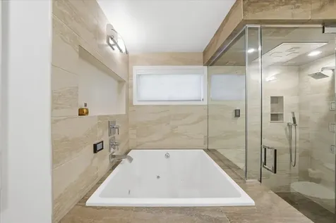 344 West Scott Street Chicago IL 60610