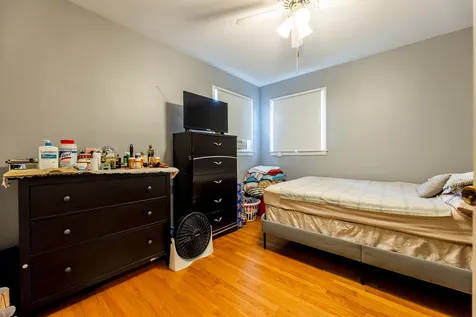 8841 Tulley Avenue Oak Lawn IL 60453