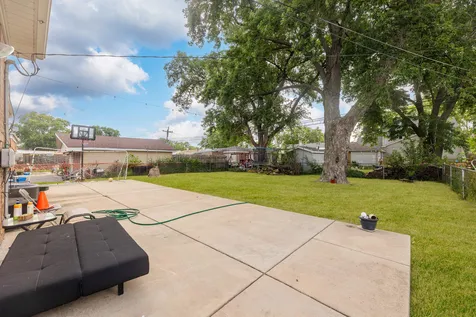 8841 Tulley Avenue Oak Lawn IL 60453