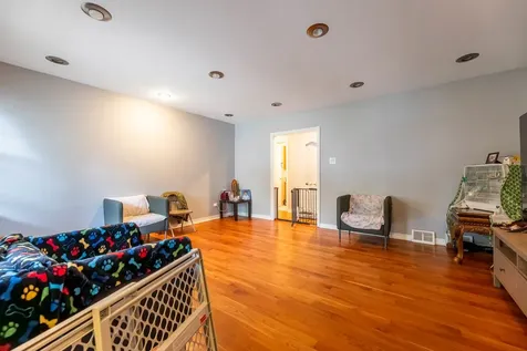 8841 Tulley Avenue Oak Lawn IL 60453