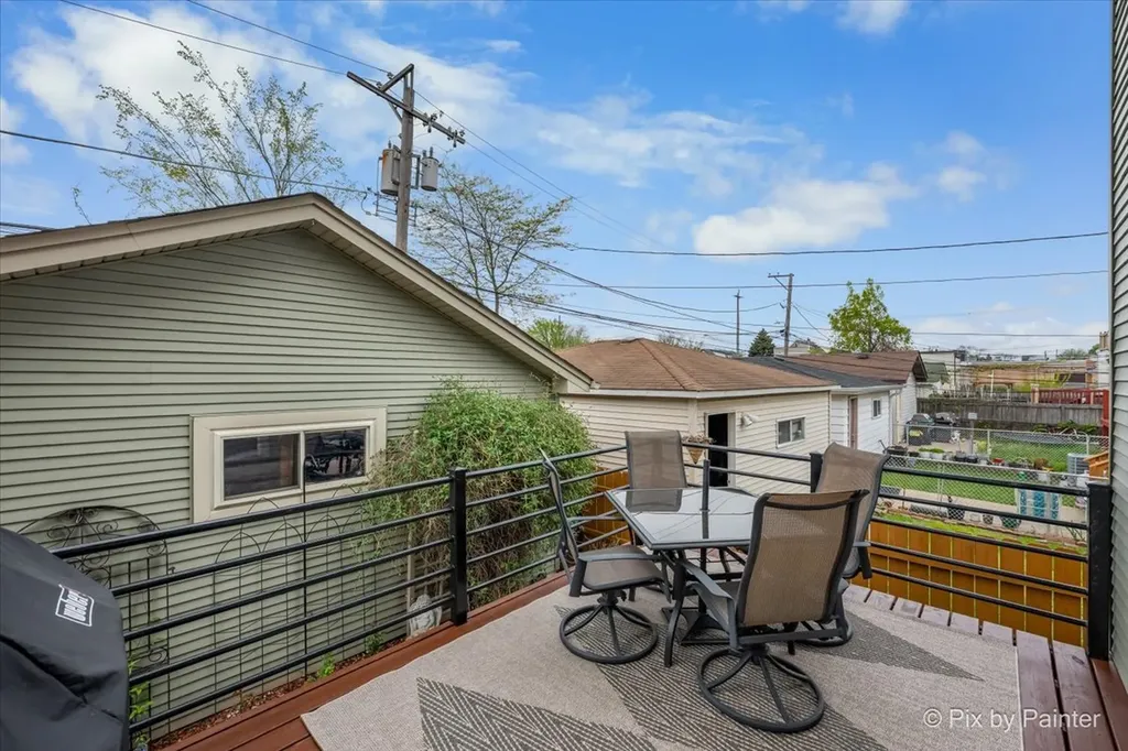 4906 North Kruger Avenue Chicago IL 60630