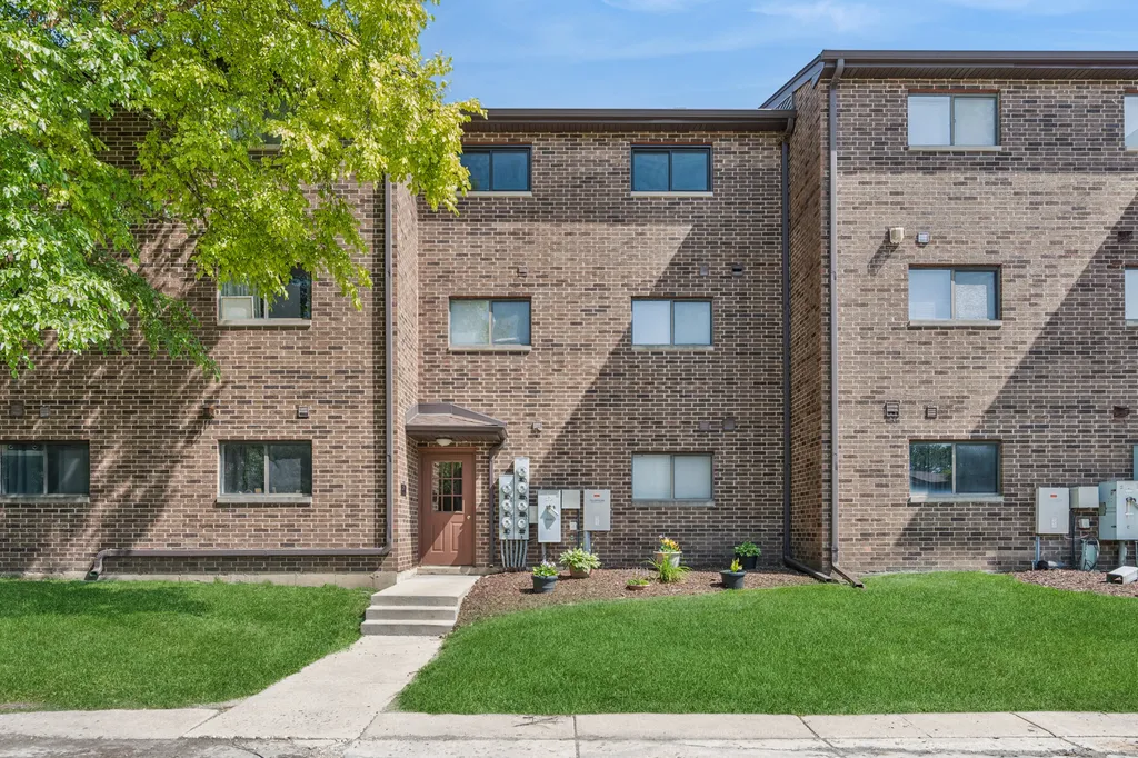 2234 Abbeywood Drive Lisle IL 60532