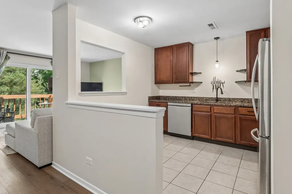 2234 Abbeywood Drive Lisle IL 60532