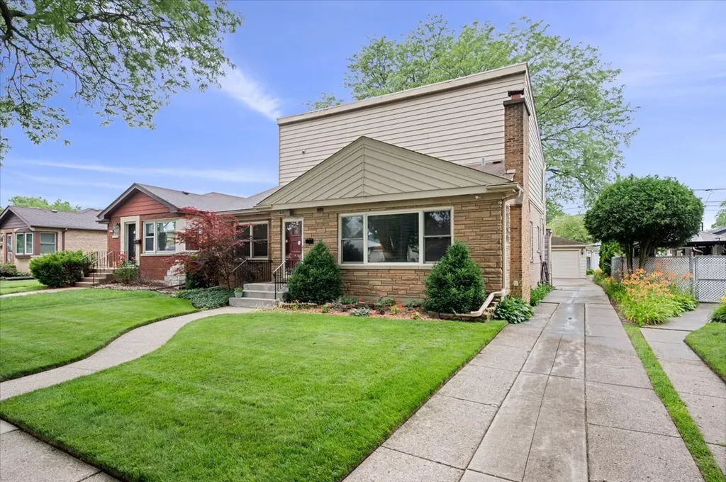 7448 Keeler Avenue Skokie IL 60076