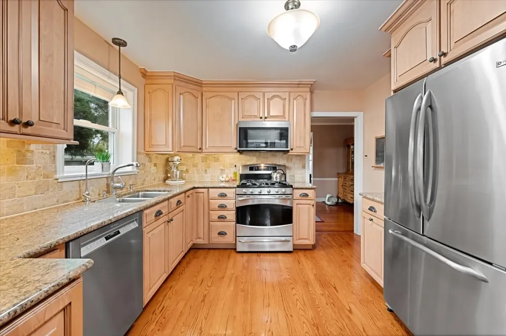 7448 Keeler Avenue Skokie IL 60076