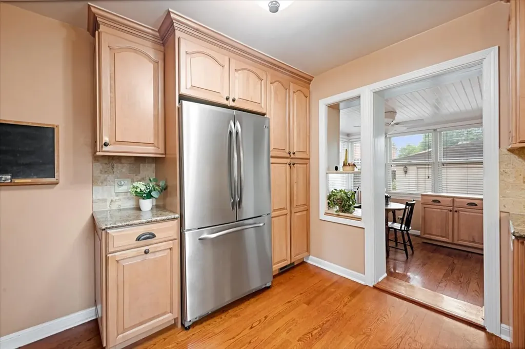 7448 Keeler Avenue Skokie IL 60076