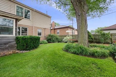 7448 Keeler Avenue Skokie IL 60076