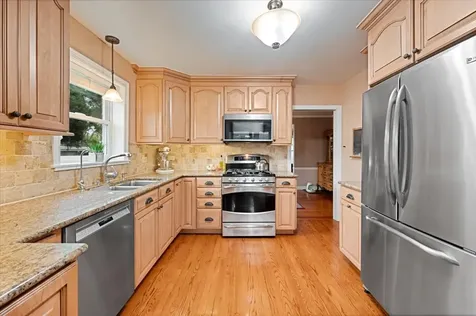 7448 Keeler Avenue Skokie IL 60076