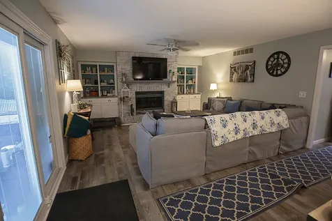1 Harbor Pointe Court Bloomington IL 61704