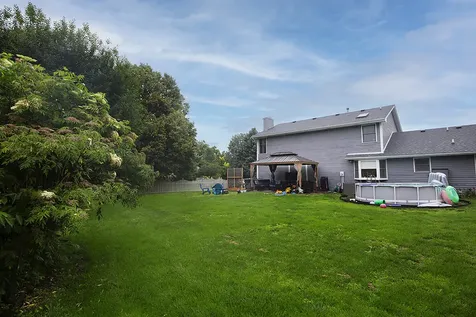 1 Harbor Pointe Court Bloomington IL 61704