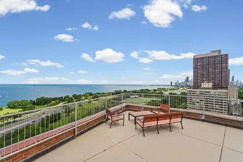 3100 North Lake Shore Drive Chicago IL 60657