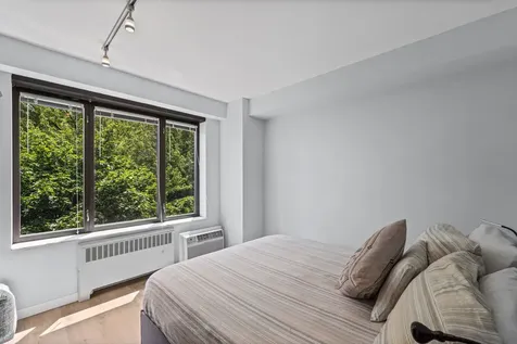 3100 North Lake Shore Drive Chicago IL 60657