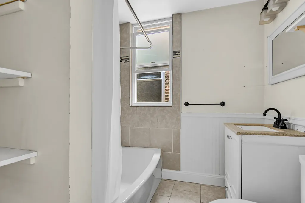 4434 South Richmond Street Chicago IL 60632